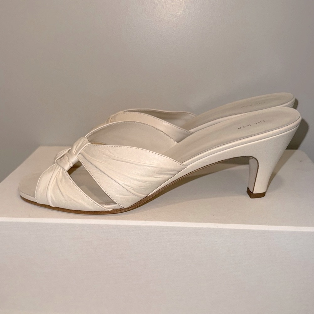 The Row Knotted Sandals, 39.5, Chocolate Blanc - Picture 3 of 12